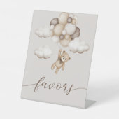 風船に乗ったかわいいクマ 台座サイン (正面)