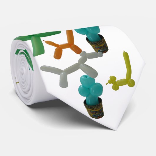 風船のようにふくらませたタイ ネクタイ (ロール)