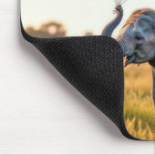 風船の花束を持つ象 マウスパッド (コーナー)