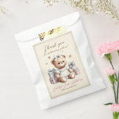 風船や贈り物が入ったかわいいテディベア フェイバーバッグ (封をした状態)