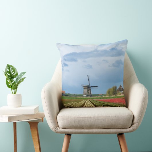 風車およびチューリップの景色の装飾用クッション クッション (椅子)