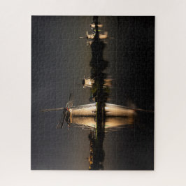 風車と水が夜に照らされる ジグソーパズル