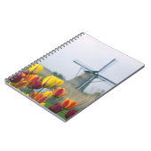 風車やチューリップが〜の運河沿いにある ノートブック (左側)