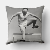 飛び越すこと クッション (裏面)