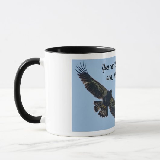 飛ぶために学ぶB10--フクロウとはやし立てることができません マグカップ (左)