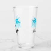 飛ぶ飛んでいると翼ティール（緑がかった色）のかわいい豚 タンブラーグラス (左)