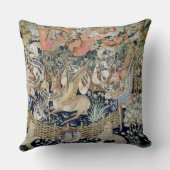 飛んだシカ(タペストリー) クッション (裏面)