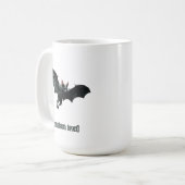 飛んでいるこうもり-カスタム文字 コーヒーマグカップ (正面左)