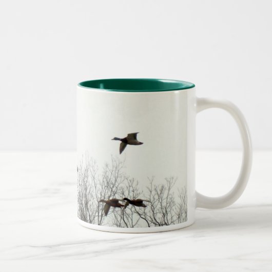 飛んでいるなガチョウ ツートーンマグカップ (右)