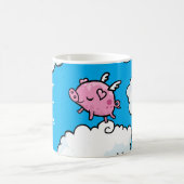飛んでいるなブタは雲のカスタマイズ可能なマグで踊ります コーヒーマグカップ (中央)