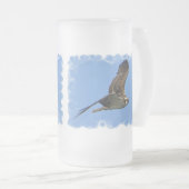 飛んでいるなミサゴによって曇らされるマグ フロストグラスビールジョッキ (正面右)