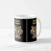 飛んでいるなTigressのマグ コーヒーマグカップ (正面右)