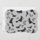 飛んでいるハロウィーンの夜3Dで半月の間の魔女 (裏面)