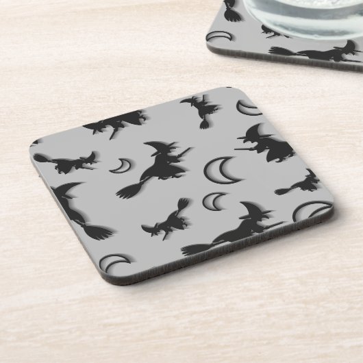 飛んでいるハロウィーンの夜3Dで半月の間の魔女 コースター (左側)