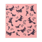 飛んでいるハロウィーンの夜3Dで半月の間の魔女 ノートパッド (正面)