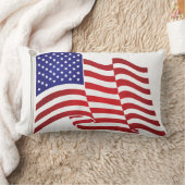 飛んでいる旗 ランバークッション (ブランケット)