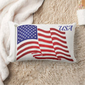 飛んでいる旗 ランバークッション (ブランケット)