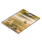 飛んでいる貝 – 抽象芸術 ノートブック (左側)