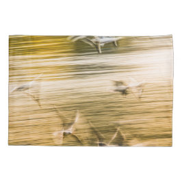 飛んでいる貝 – 抽象芸術 枕カバー