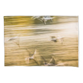 飛んでいる貝 – 抽象芸術 枕カバー (正面)