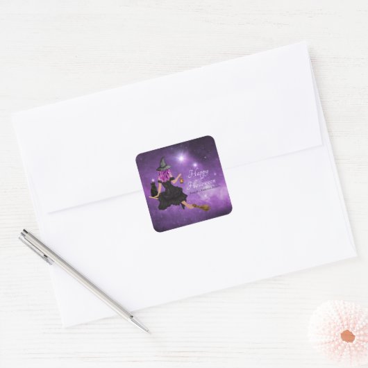 飛んでいる魔女ハッピーハローウィンパーソナライズされた スクエアシール (封筒)