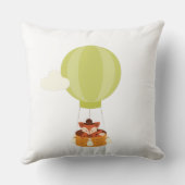 「飛んでいる」キツネ クッション (裏面)