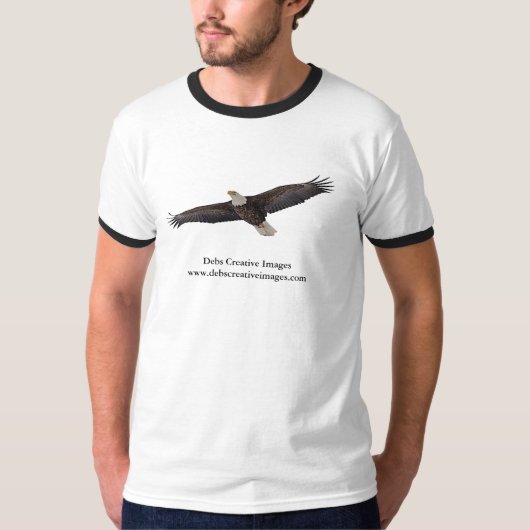 飛翔しているハゲのワシ Tシャツ (正面)