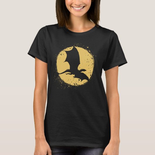 飛翔するドラゴン Tシャツ (正面)