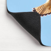 飛行中に鷹を撃つ マウスパッド (コーナー)