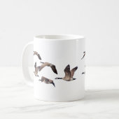 飛行中のガチョウ コーヒーマグカップ (正面左)