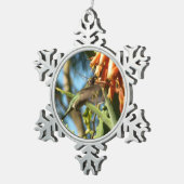 飛行中のハチドリ スノーフレークピューターオーナメント (右)