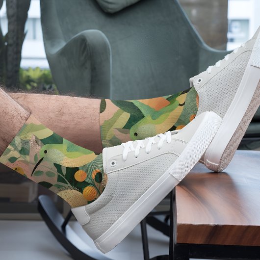 飛行中のハミングバード、パステルトーン ソックス