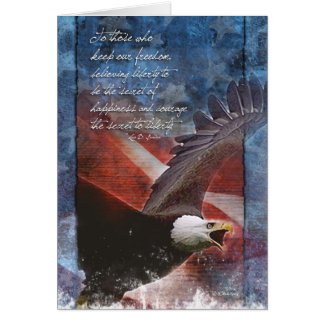 飛行中の愛国心の高いワシ