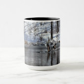 飛行中の水のガゼの持ち上げ マグカップ (中央)