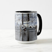 飛行中の水のガゼの持ち上げ マグカップ (正面右)