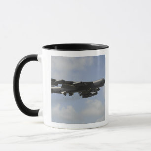 飛行中の米国空軍B-52 Stratofortress マグカップ