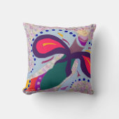 飛行中の蝶 クッション (正面)