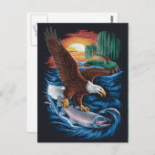 飛行中の陛下:ワシが魚の上を舞い上がる ポストカード (正面/裏面)