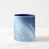 飛行中の飛行機: 翼スパン マグカップ (中央)