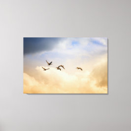 飛行中の鳥の群れ キャンバスプリント