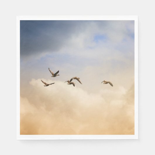 飛行中の鳥の群れ スタンダードランチョンナプキン (正面)