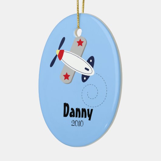飛行士の飛行機のパーソナライズなクリスマスのオーナメント セラミックオーナメント (左)