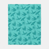 飛行日本の中のツバメ、ターコイズ及びアクア フリースブランケット (正面)