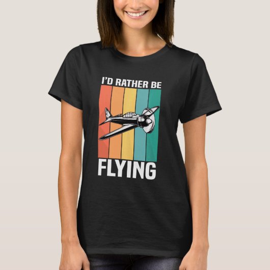 飛行機おもしろい航空の方が飛んでいる好い Tシャツ (正面)