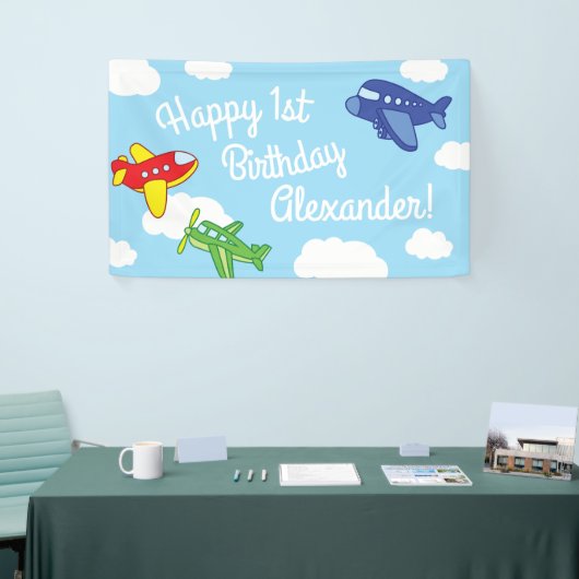 飛行機とジェット機かわいい1歳の誕生日パーティー 横断幕 (トレードショー)