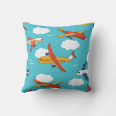 飛行機と雲、シームレスな子供の背景 クッション (裏面)