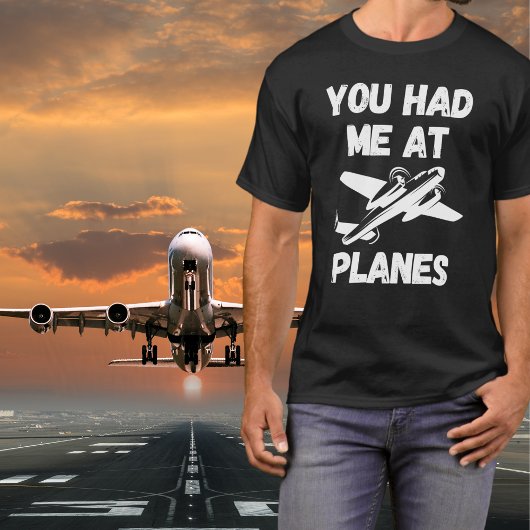 飛行機のタイポグラフィーで虜にされた、航空、ユーモア Tシャツ