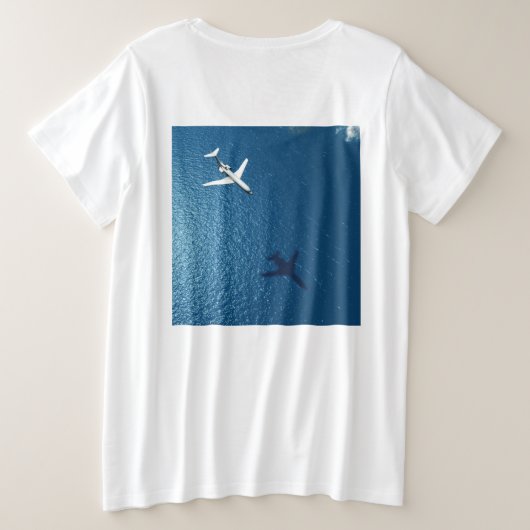飛行機のテーマデザイン プラスサイズTシャツ (デザイン裏面)