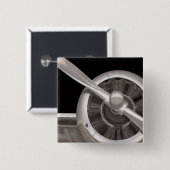 飛行機のプロペラのクローズアップ 缶バッジ (正面&裏面)