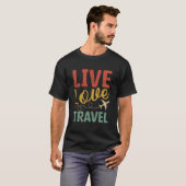 飛行機の旅を愛する人のための Live Love Airplane Travel Traveller Tシャツ (正面フル)